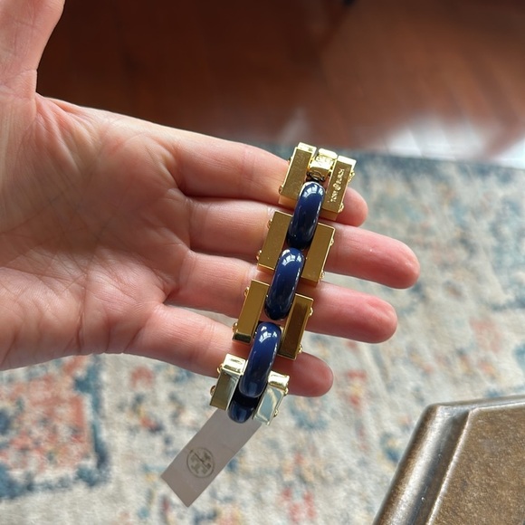 TORY BURCH navy and gold chunky bracelet. NWT - Picture 10 of 15
